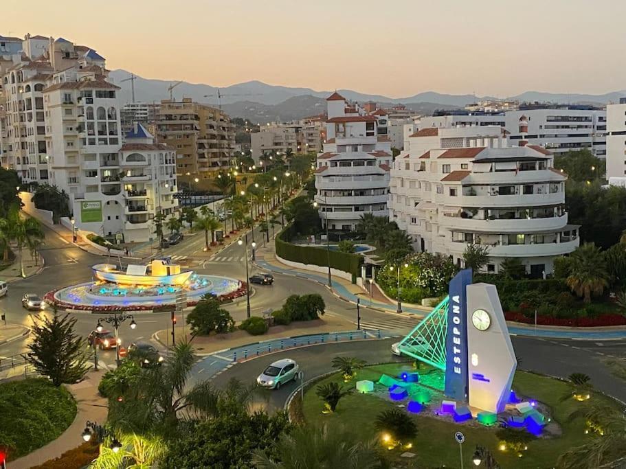 Central Estepona 3 Bed Apt With Pool And Parking Exteriör bild